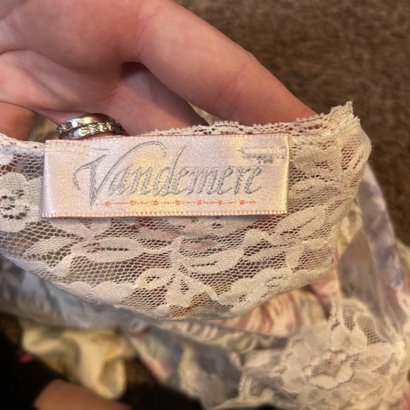Vintage Vandemere Floral Lace Teddy Lingerie Pastel Short Sleeve White Pink S - Picture 4 of 5